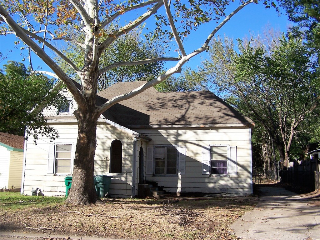 817 W Fern Street Sherman TX 75092
