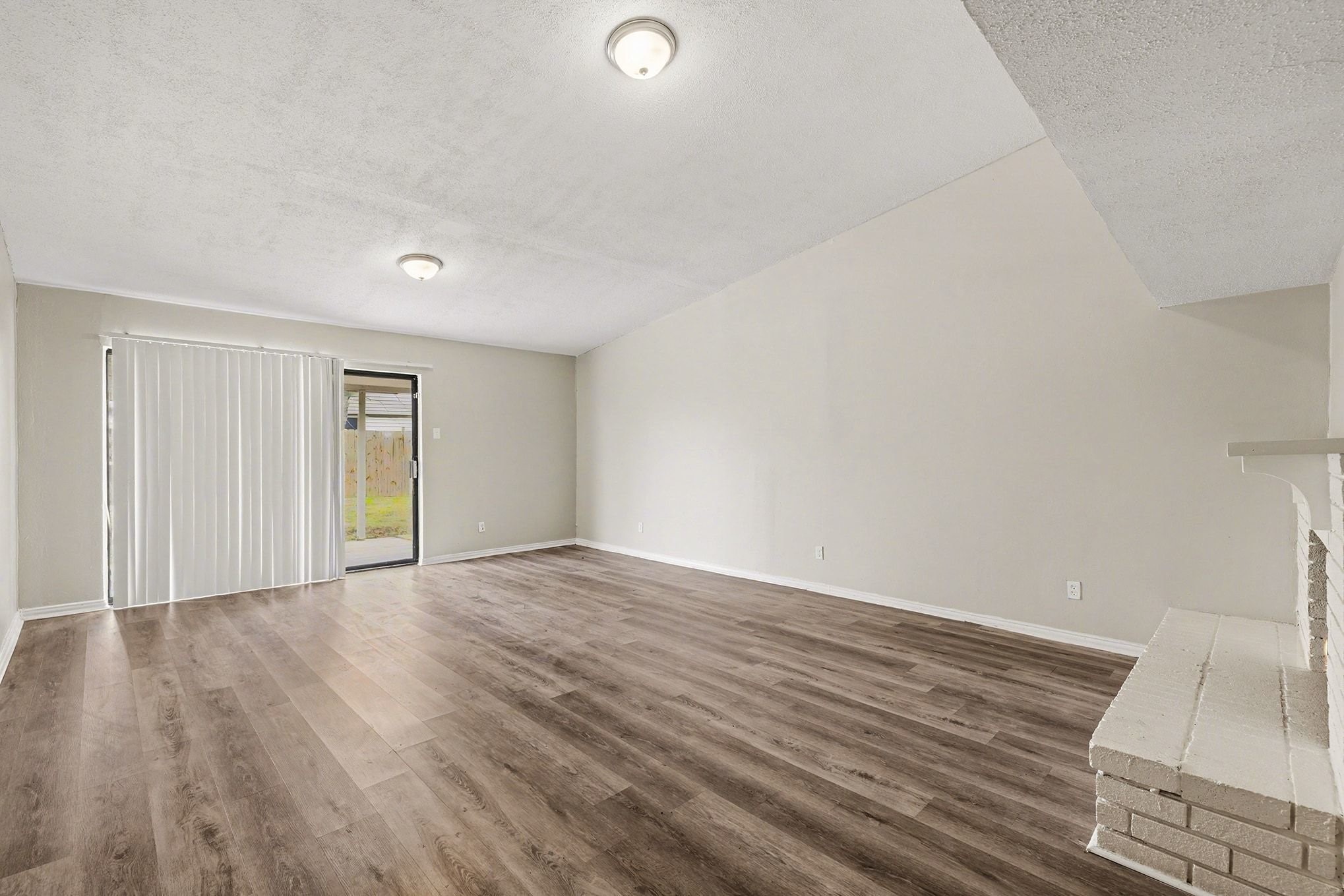 4010 Mayflower Drive Garland TX 75043