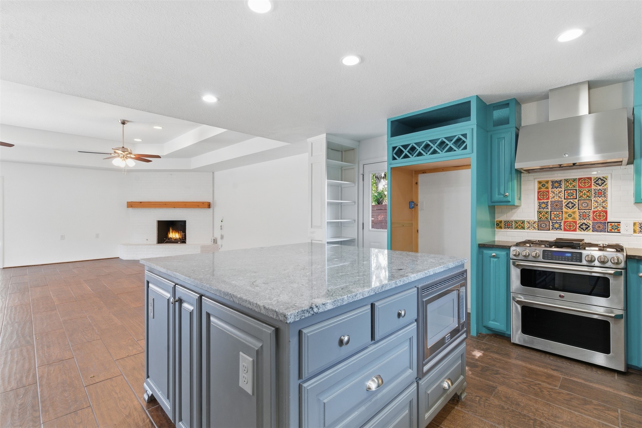 2201 Mistletoe Boulevard Fort Worth TX 76110
