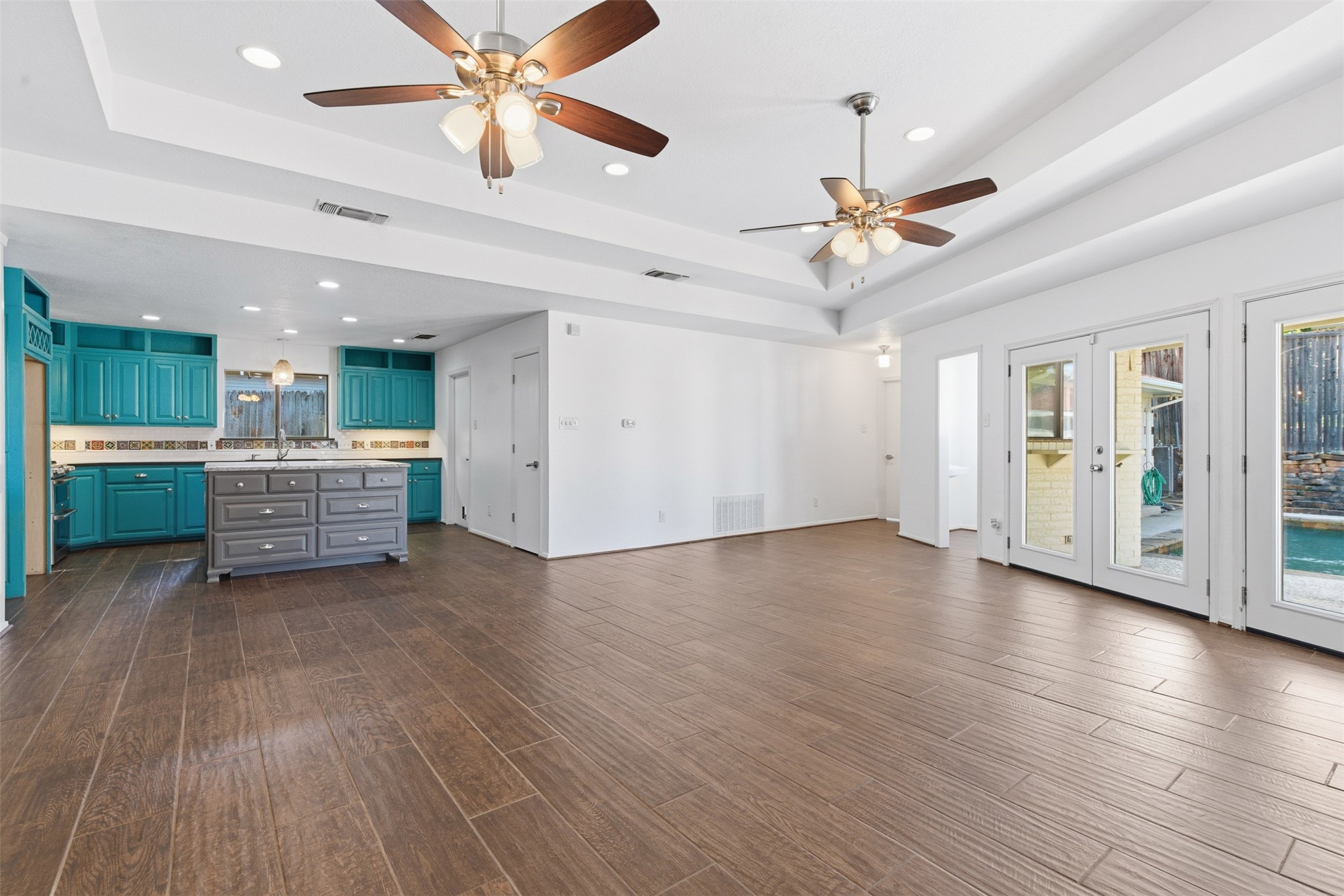 2201 Mistletoe Boulevard Fort Worth TX 76110