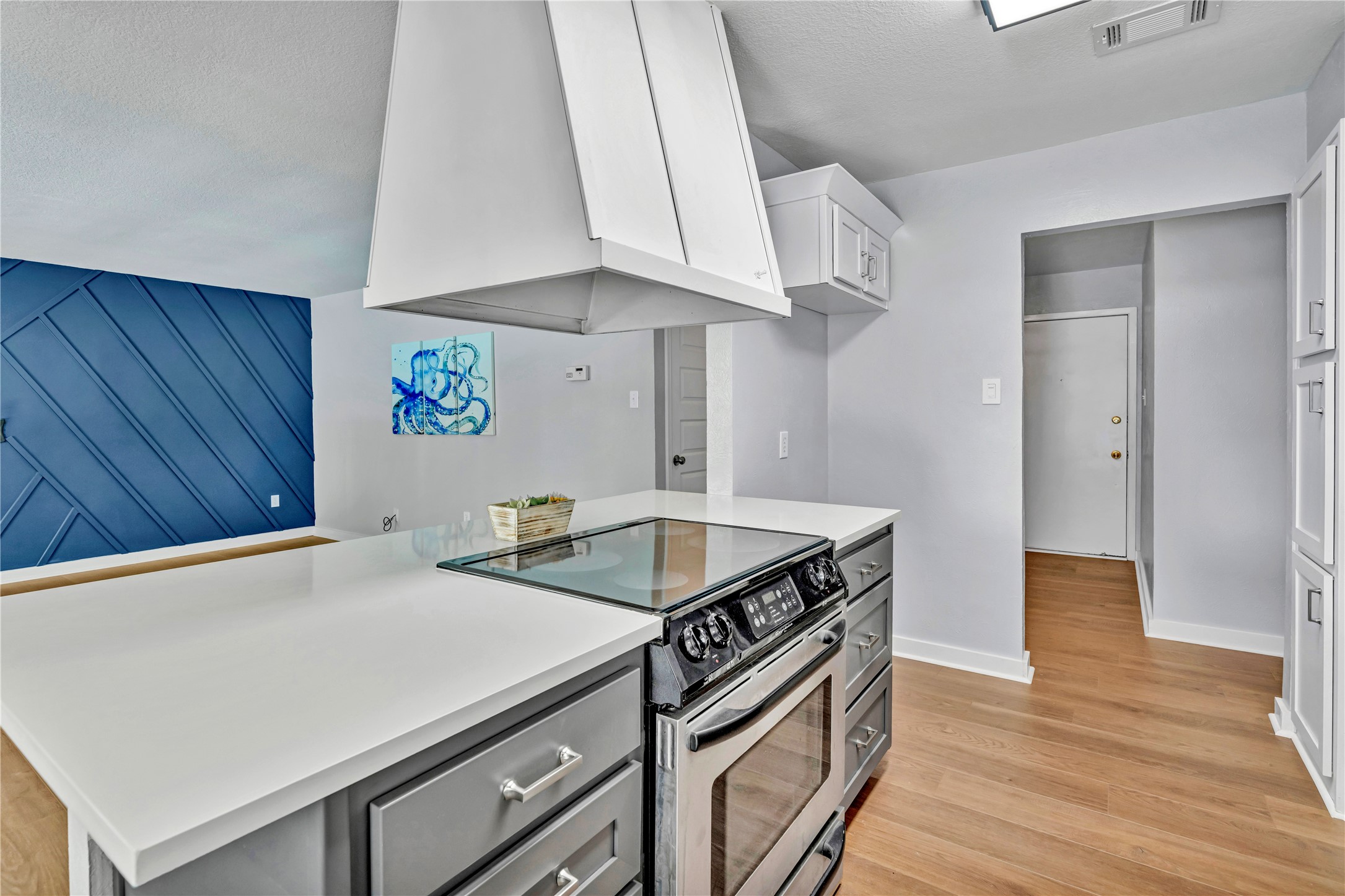7625 Portman Avenue Fort Worth TX 76112