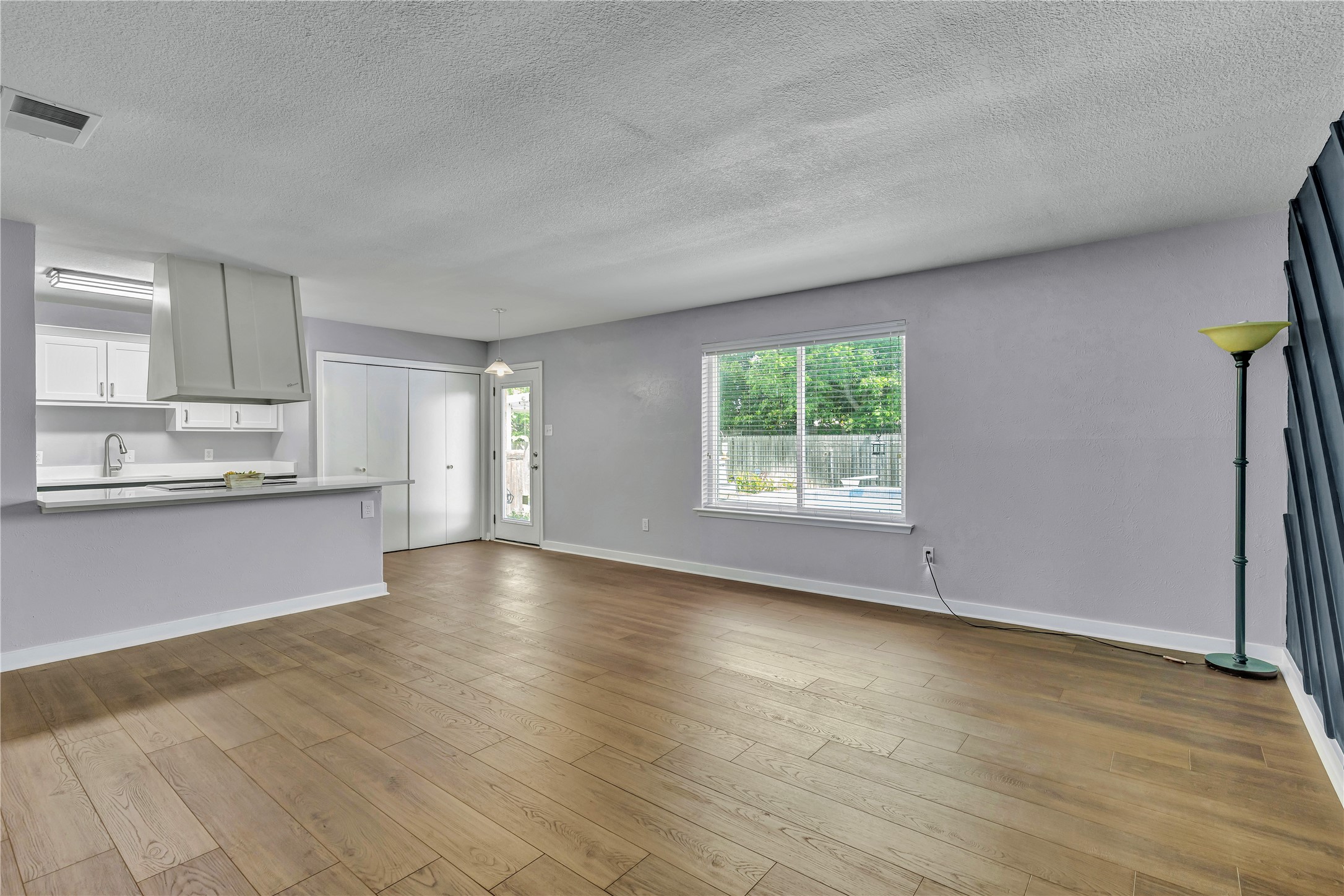 7625 Portman Avenue Fort Worth TX 76112