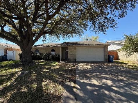 5816 Maple Lane Rowlett TX 75089