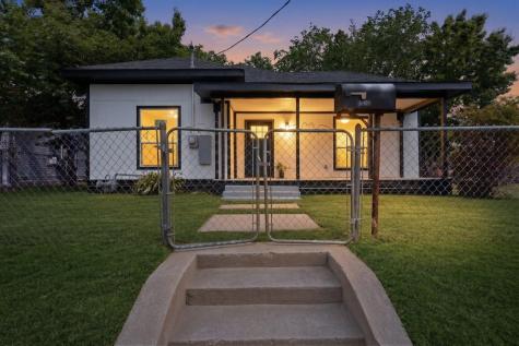 1612 Jones Street Greenville TX 75401