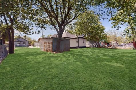 1612 Jones Street Greenville TX 75401