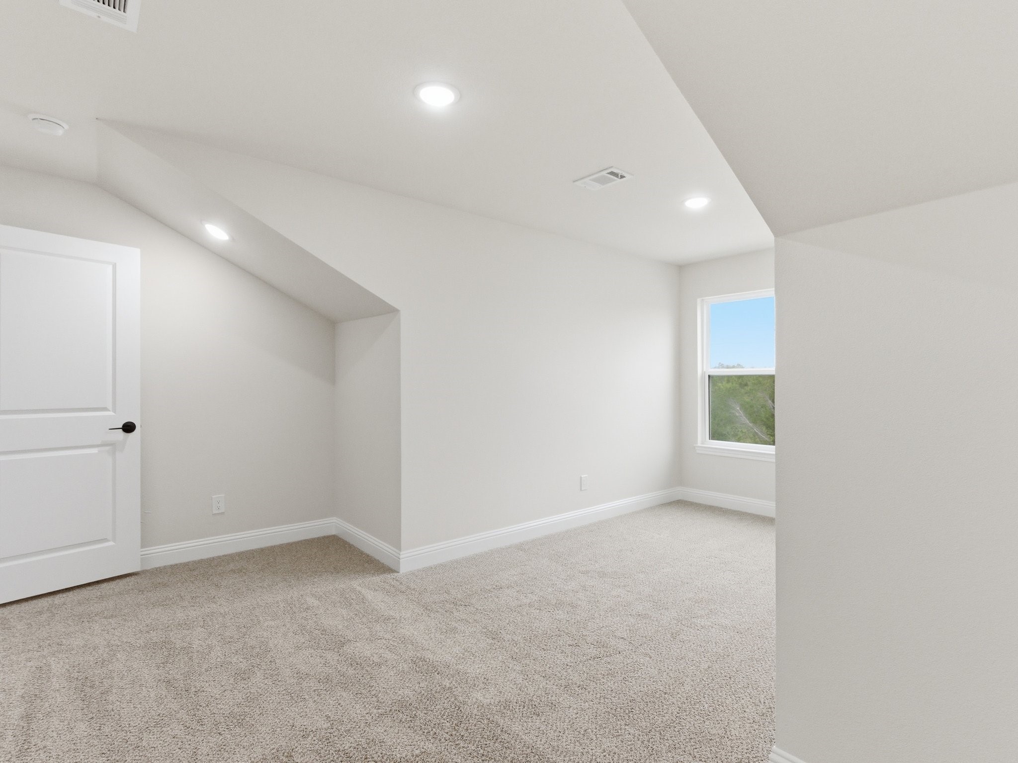 2211 Woodcrest Trail Granbury TX 76048