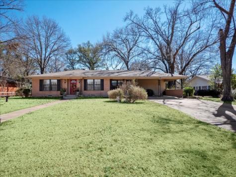 2213 W Park Avenue Corsicana TX 75110