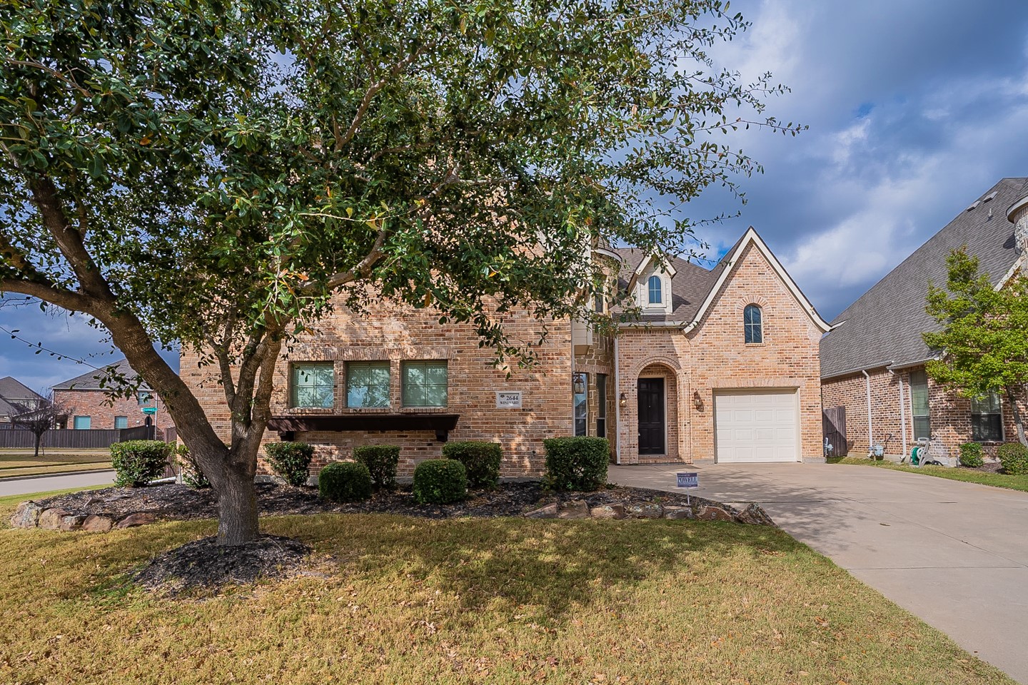 2644 Windward Drive Grand Prairie TX 75054