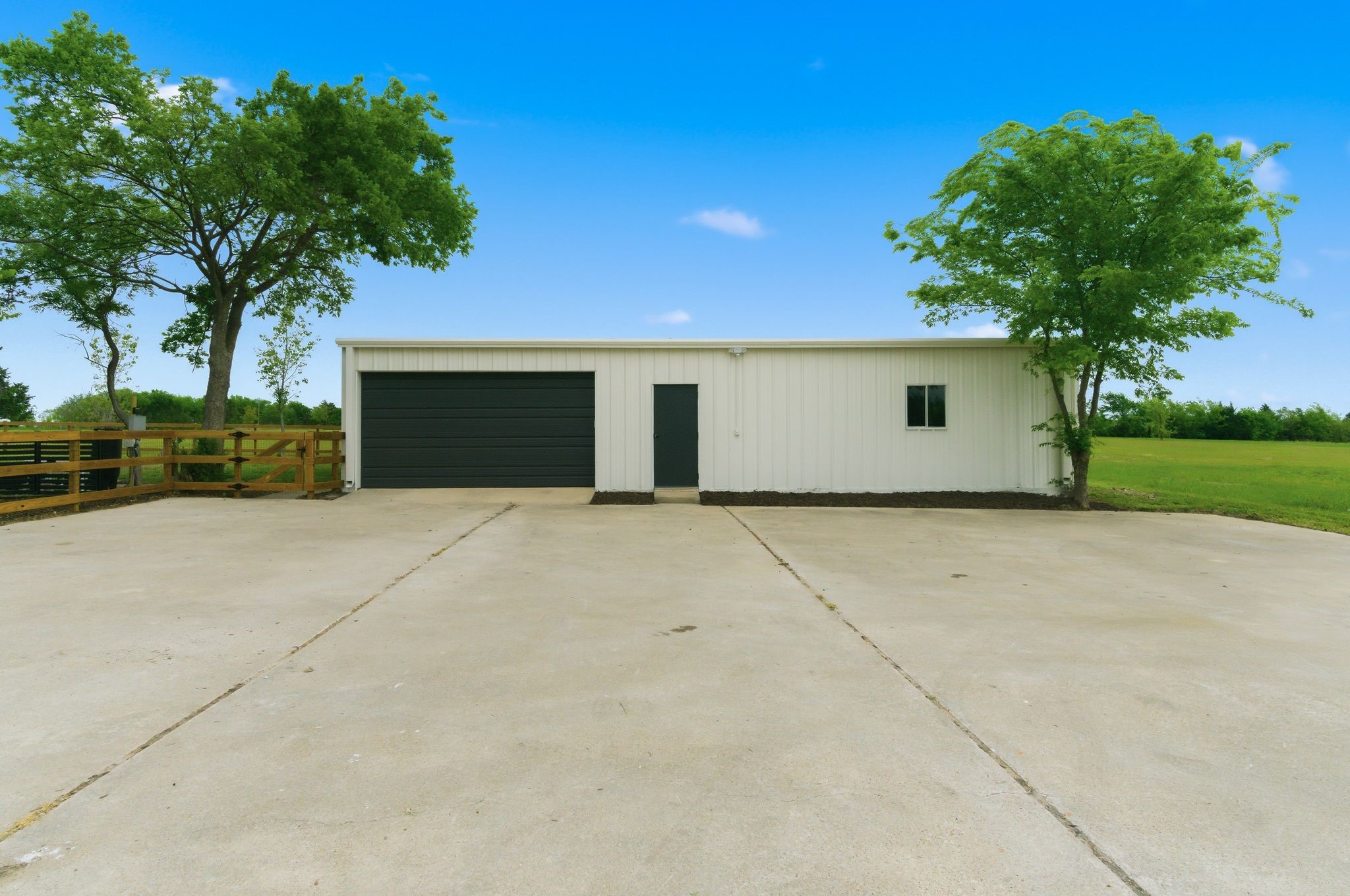 6638 Cr 1103 Celina TX 75009
