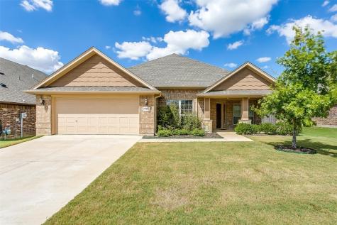 1017 Destrehan Court Burleson TX 76028