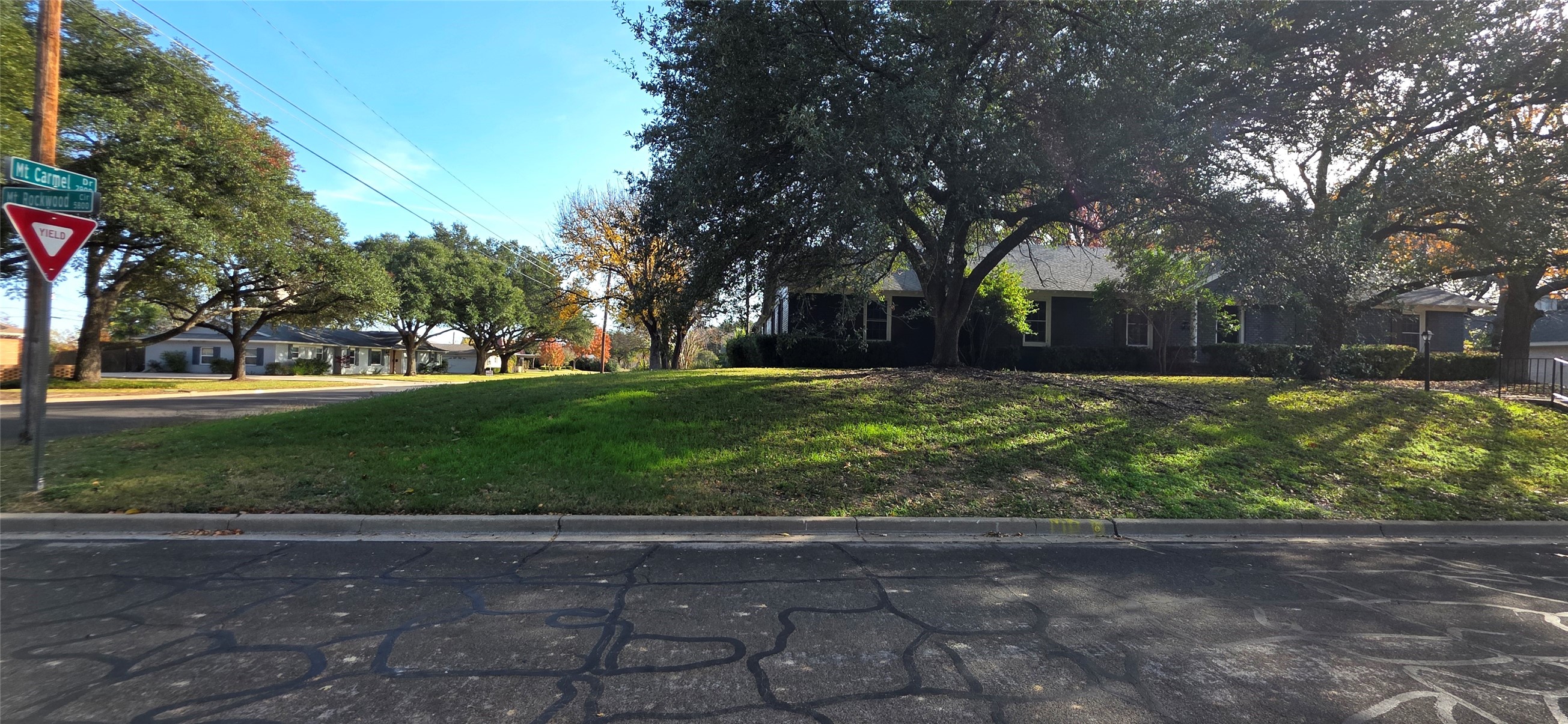 5800 Mount Rockwood Circle Waco TX 76710