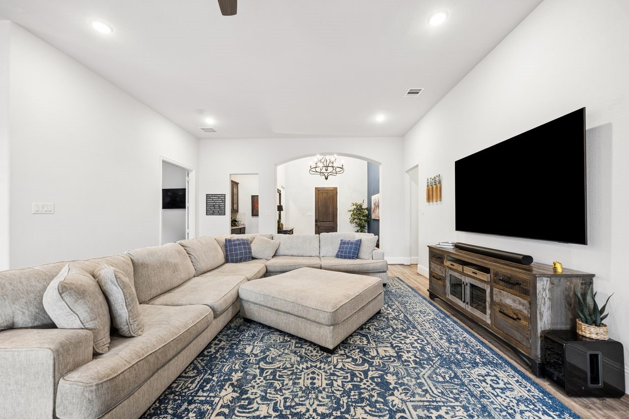 2700 Castlebridge The Colony TX 75056