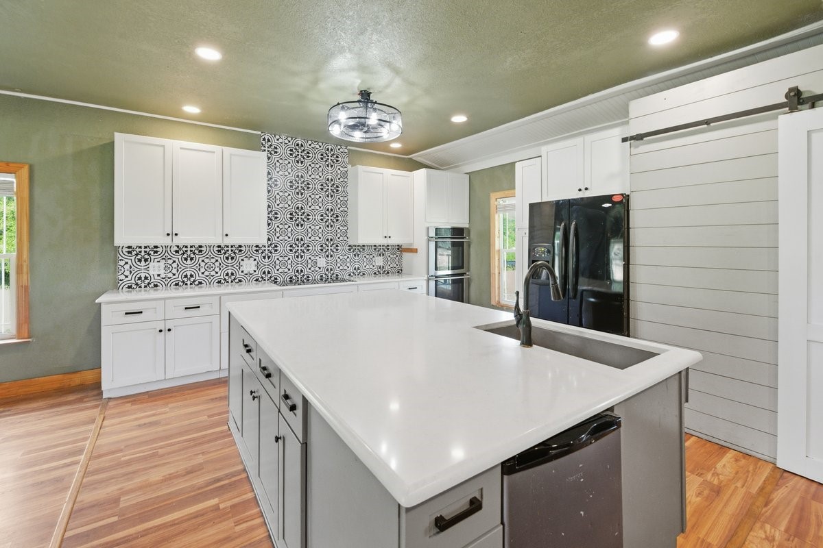 431 Hcr 2128 Whitney TX 76692
