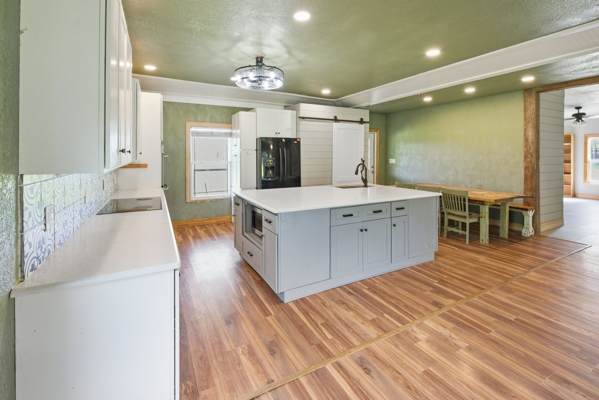 431 Hcr 2128 Whitney TX 76692