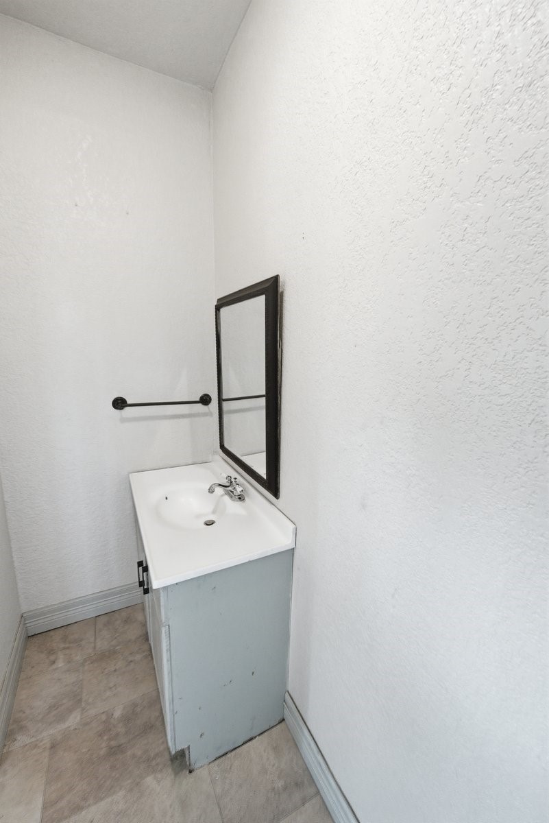 431 Hcr 2128 Whitney TX 76692