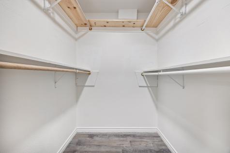 823 S Wildwood Drive Irving TX 75060