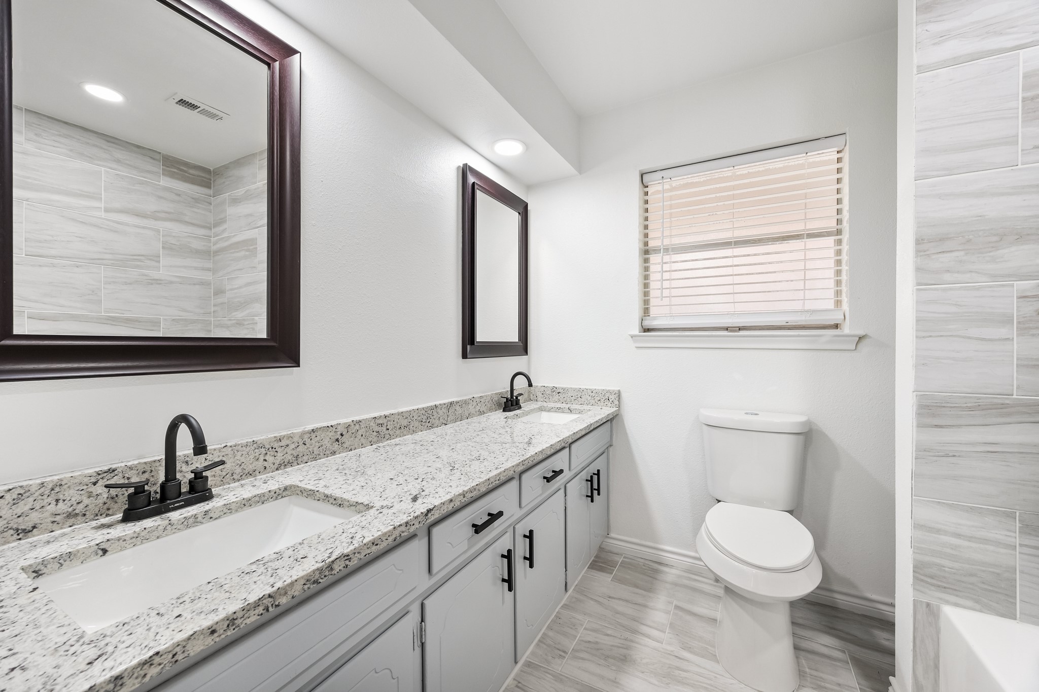 823 S Wildwood Drive Irving TX 75060