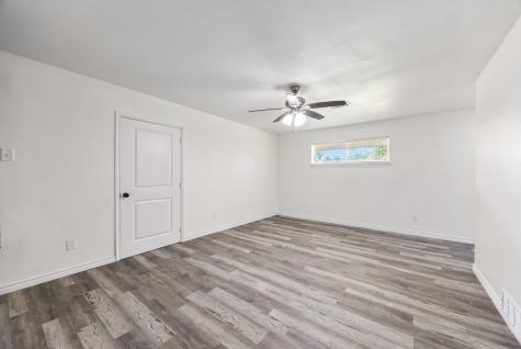 823 S Wildwood Drive Irving TX 75060