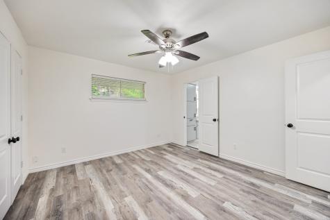 823 S Wildwood Drive Irving TX 75060