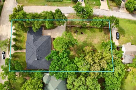 823 S Wildwood Drive Irving TX 75060