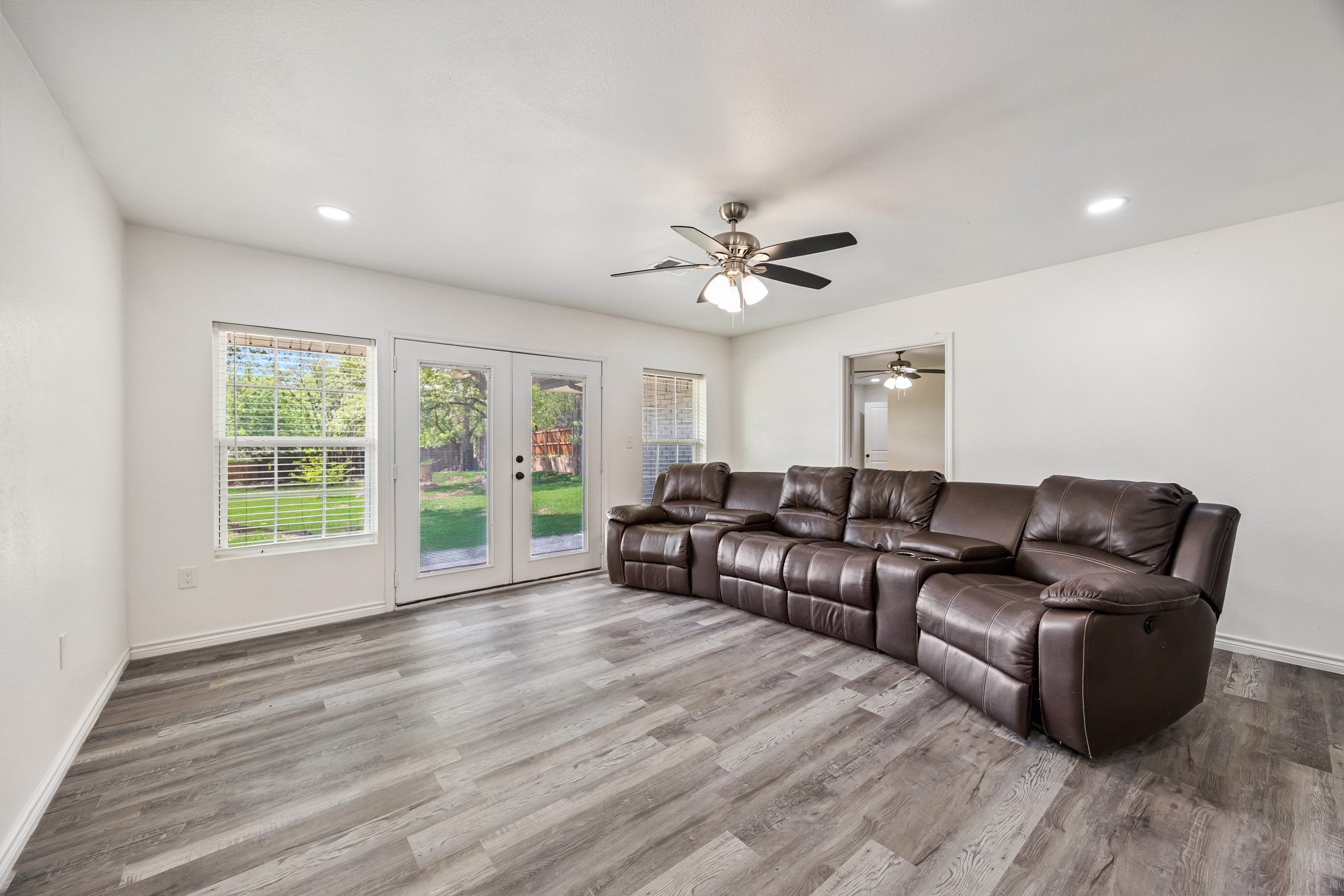 823 S Wildwood Drive Irving TX 75060