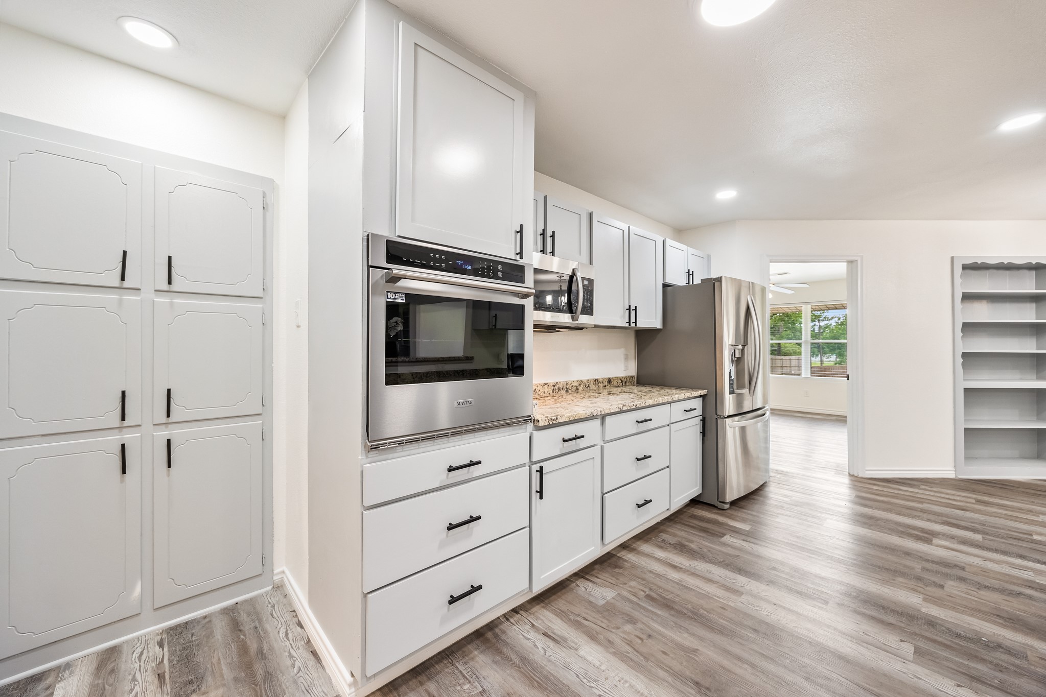 823 S Wildwood Drive Irving TX 75060