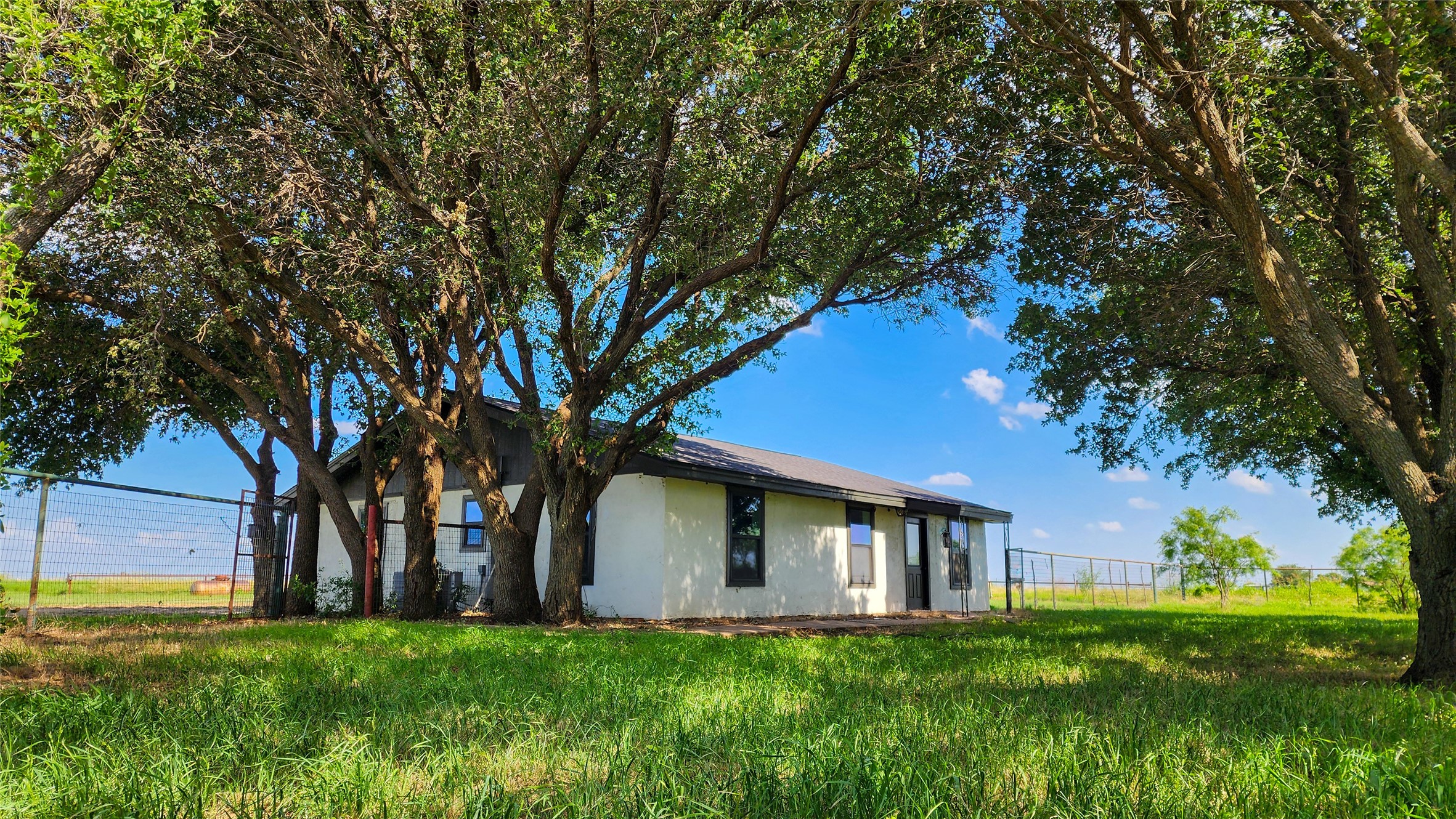 4901 Fm 2647 Winters TX 79567