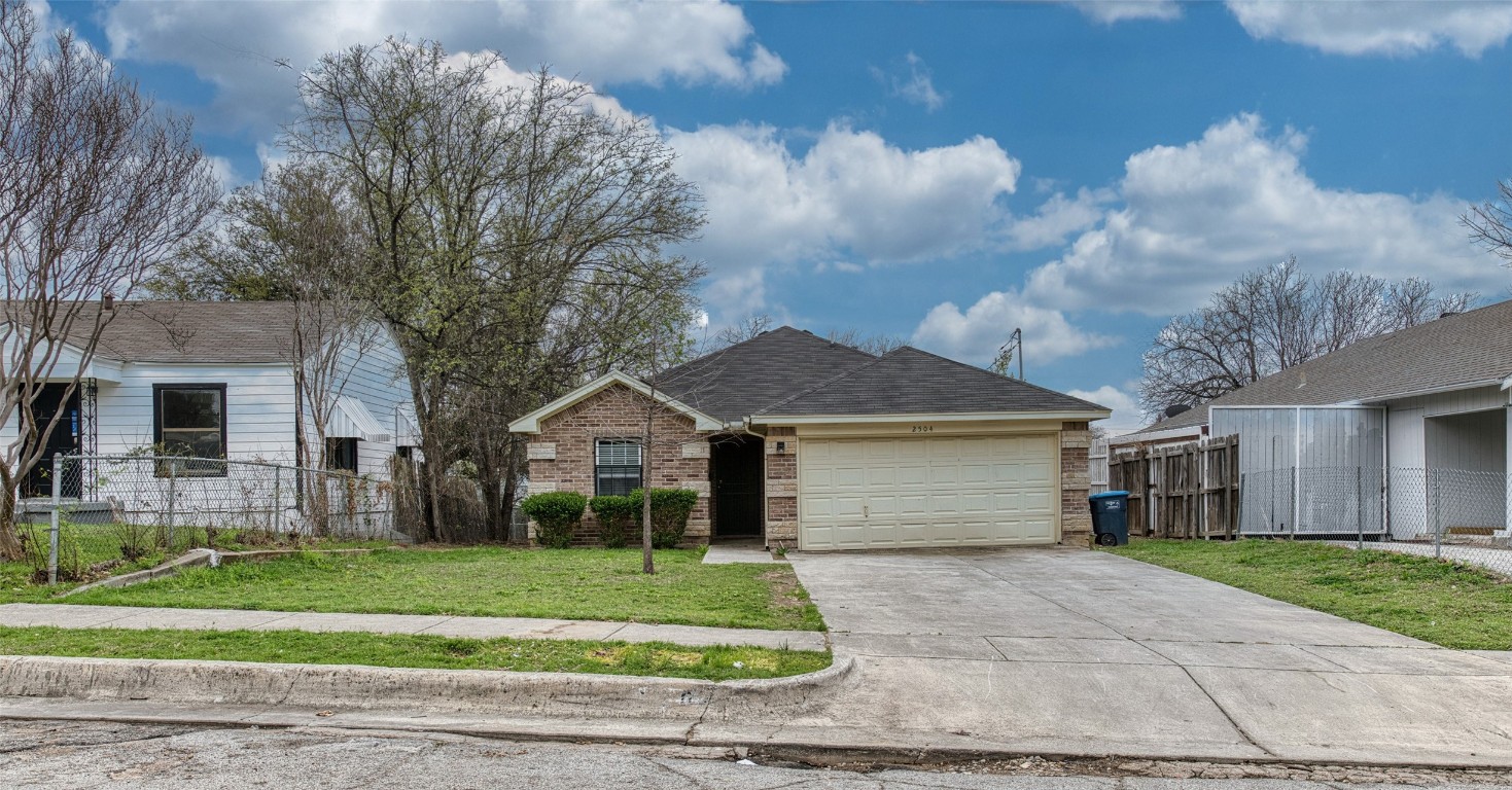 2504 Bomar Avenue Fort Worth TX 76103