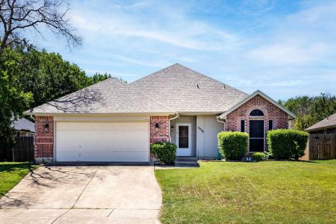 5736 Straightaway Drive Haltom City TX 76117