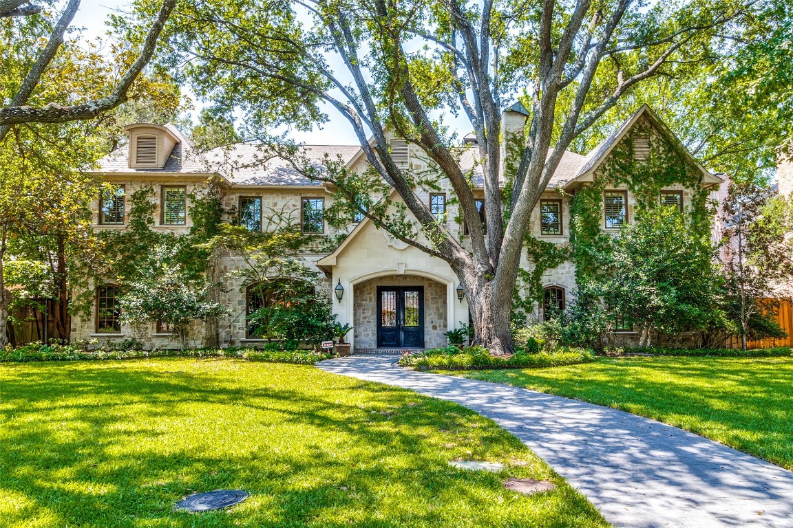 5858 Waggoner Drive Dallas TX 75230