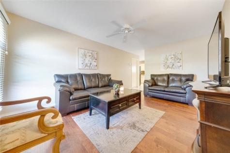 822 S Valley Parkway Lewisville TX 75067
