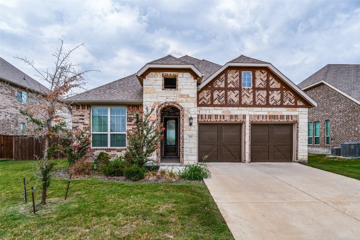 312 Gardenia Lane Mansfield TX 76063