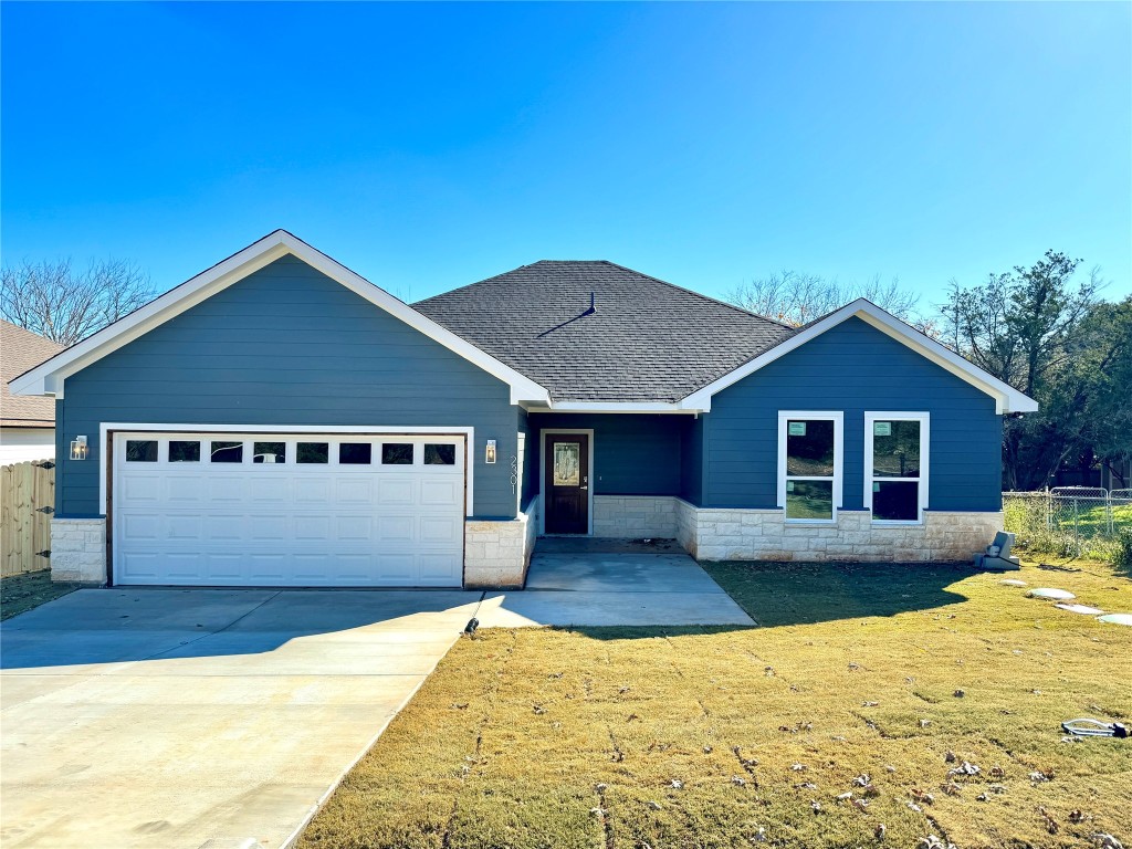 2301 Pedernales Court Granbury TX 76048