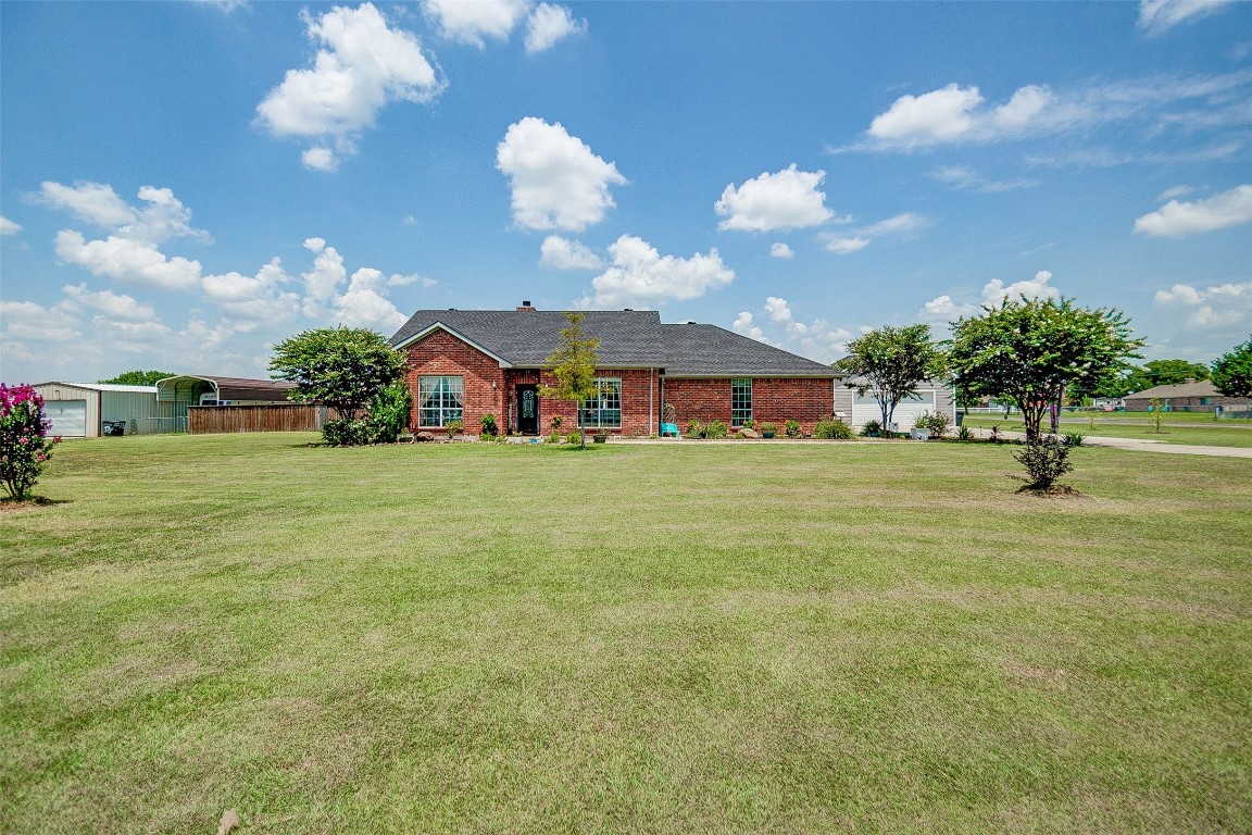 784 Meadowview Circle Van Alstyne TX 75495