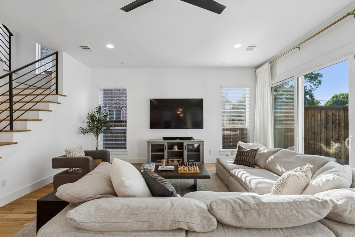 5639 Miller Avenue Dallas TX 75206