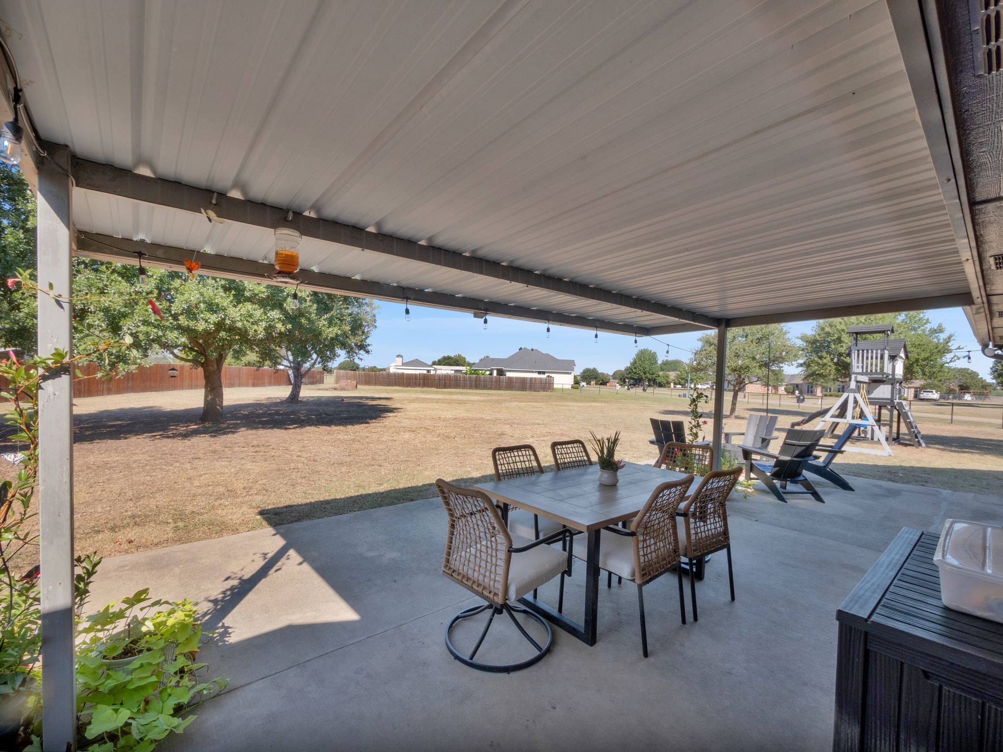 1020 Oak Hollow Lane Seagoville TX 75159