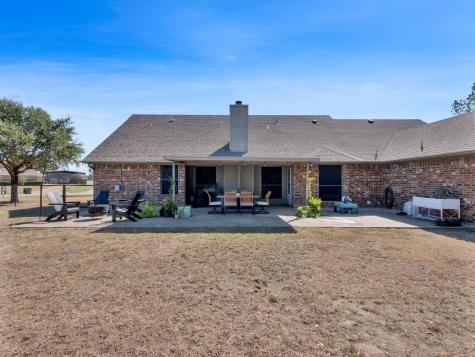 1020 Oak Hollow Lane Seagoville TX 75159