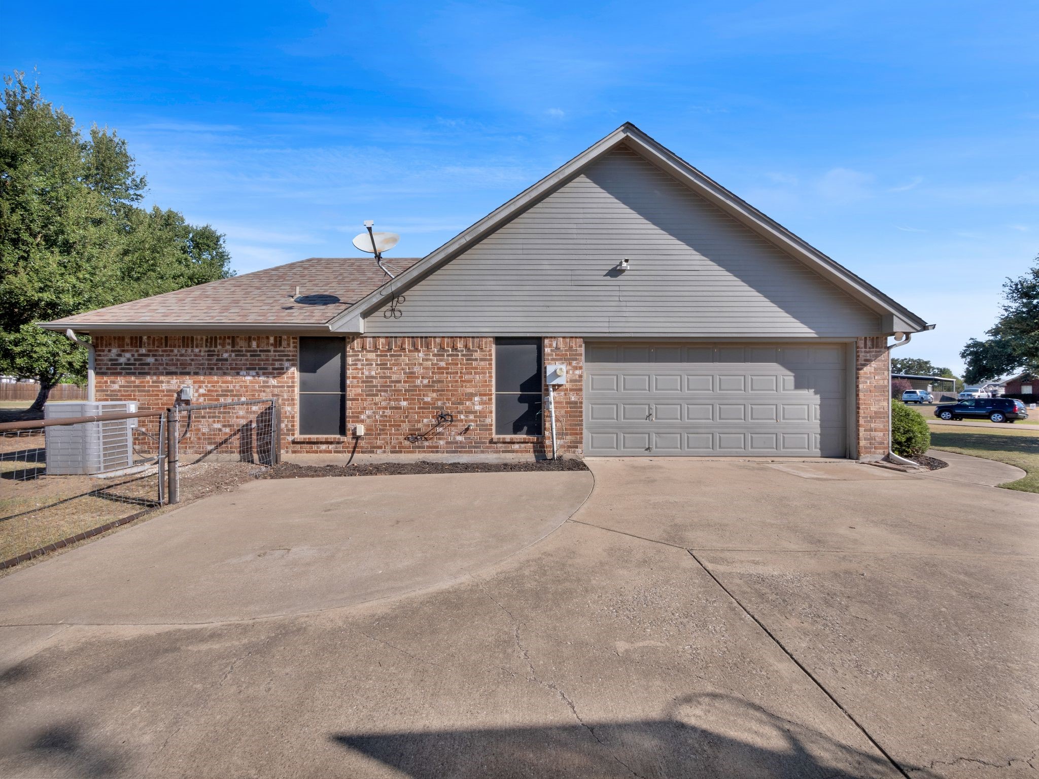 1020 Oak Hollow Lane Seagoville TX 75159