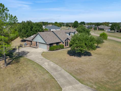 1020 Oak Hollow Lane Seagoville TX 75159