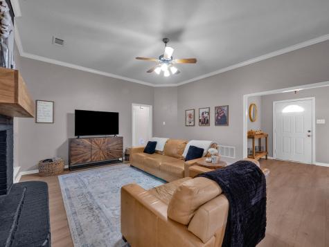 1020 Oak Hollow Lane Seagoville TX 75159
