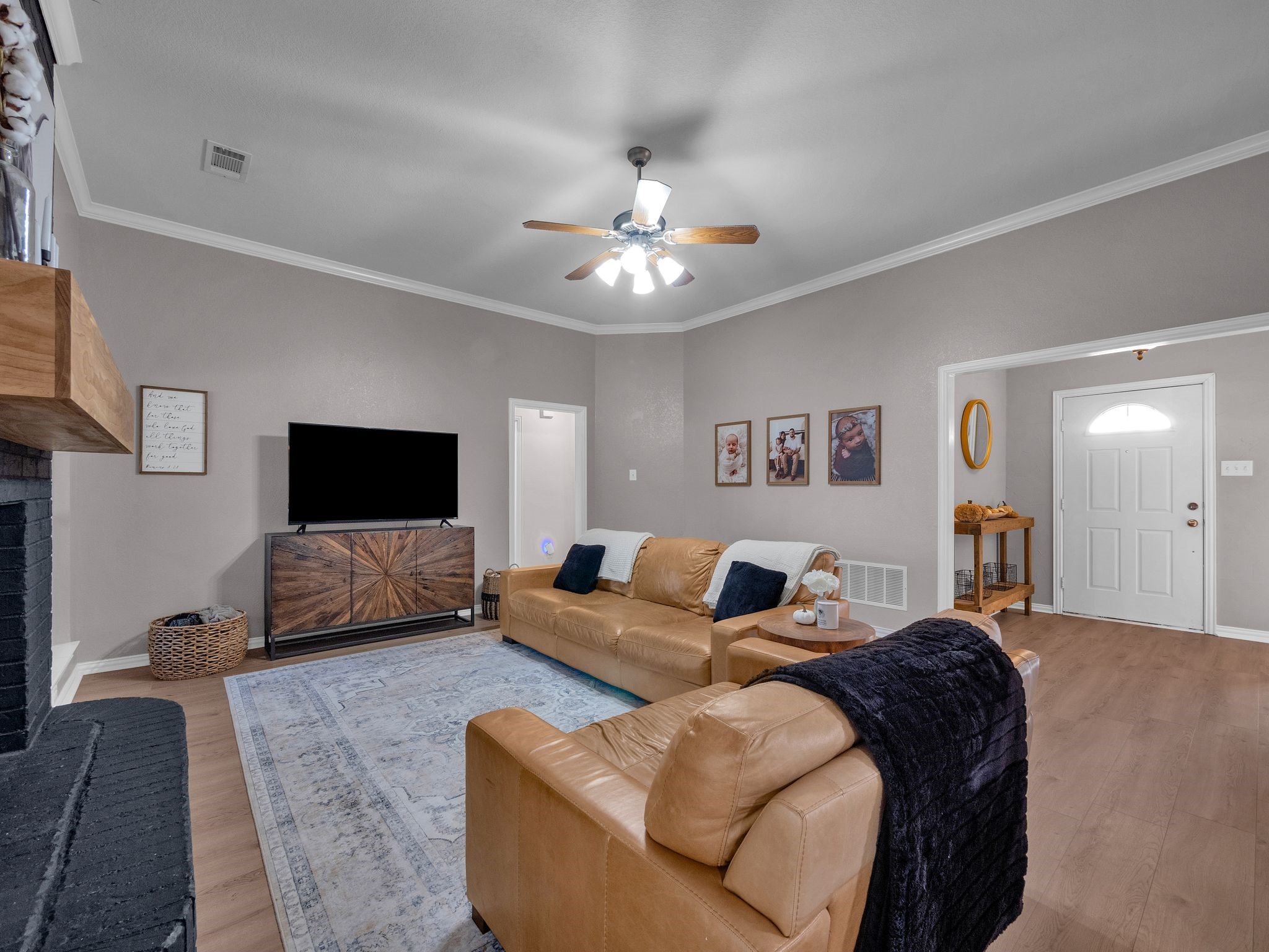 1020 Oak Hollow Lane Seagoville TX 75159