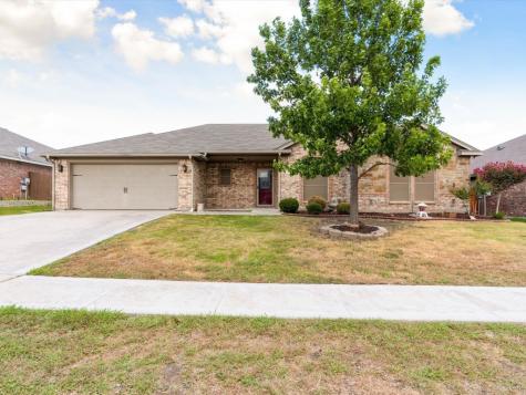 600 Reagan Lane Burleson TX 76028