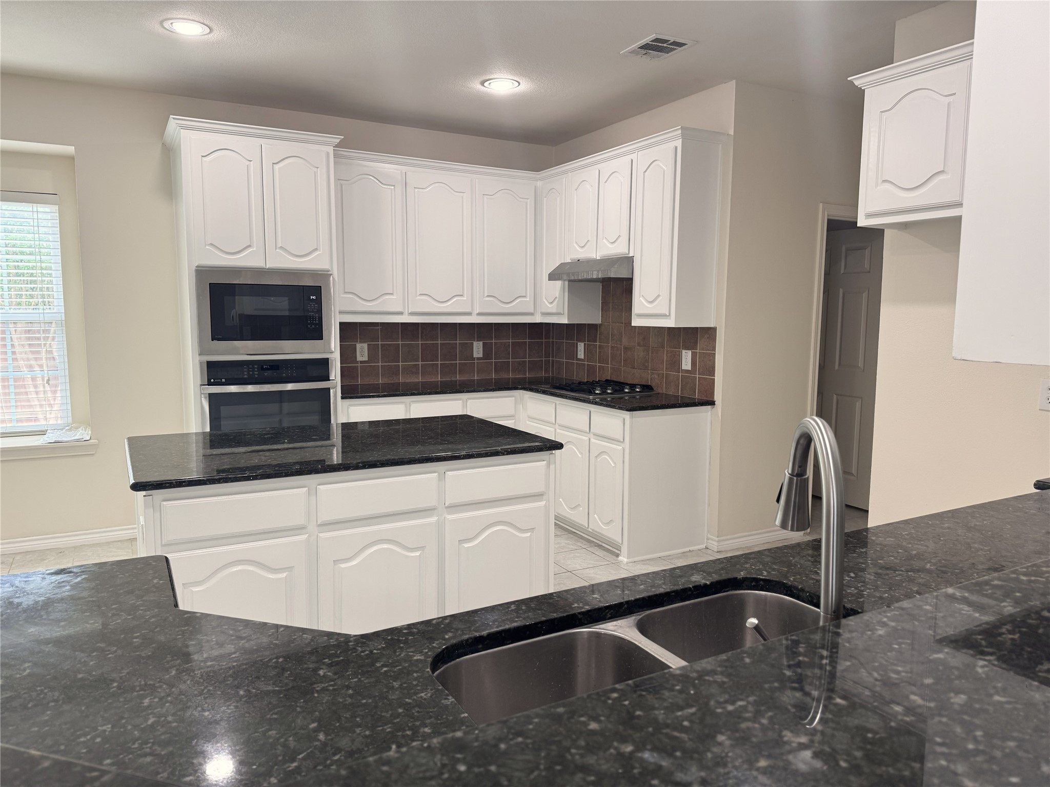 103 Westminister Avenue Murphy TX 75094