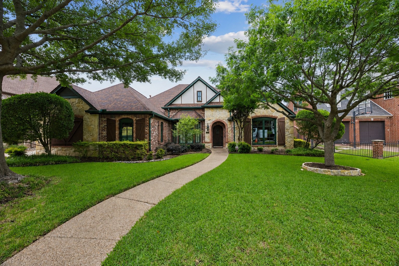 2106 Castle View Road Mansfield TX 76063