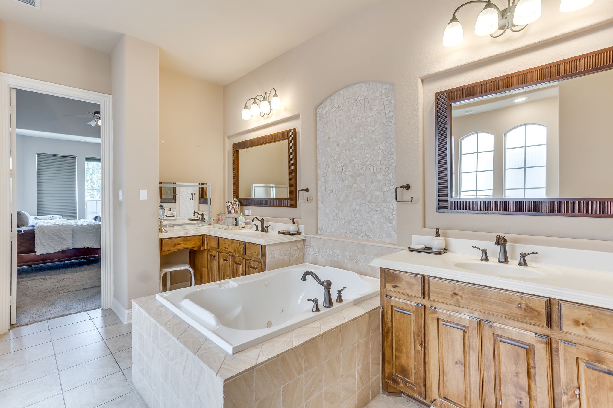 2017 Ironside Drive Lewisville TX 75056