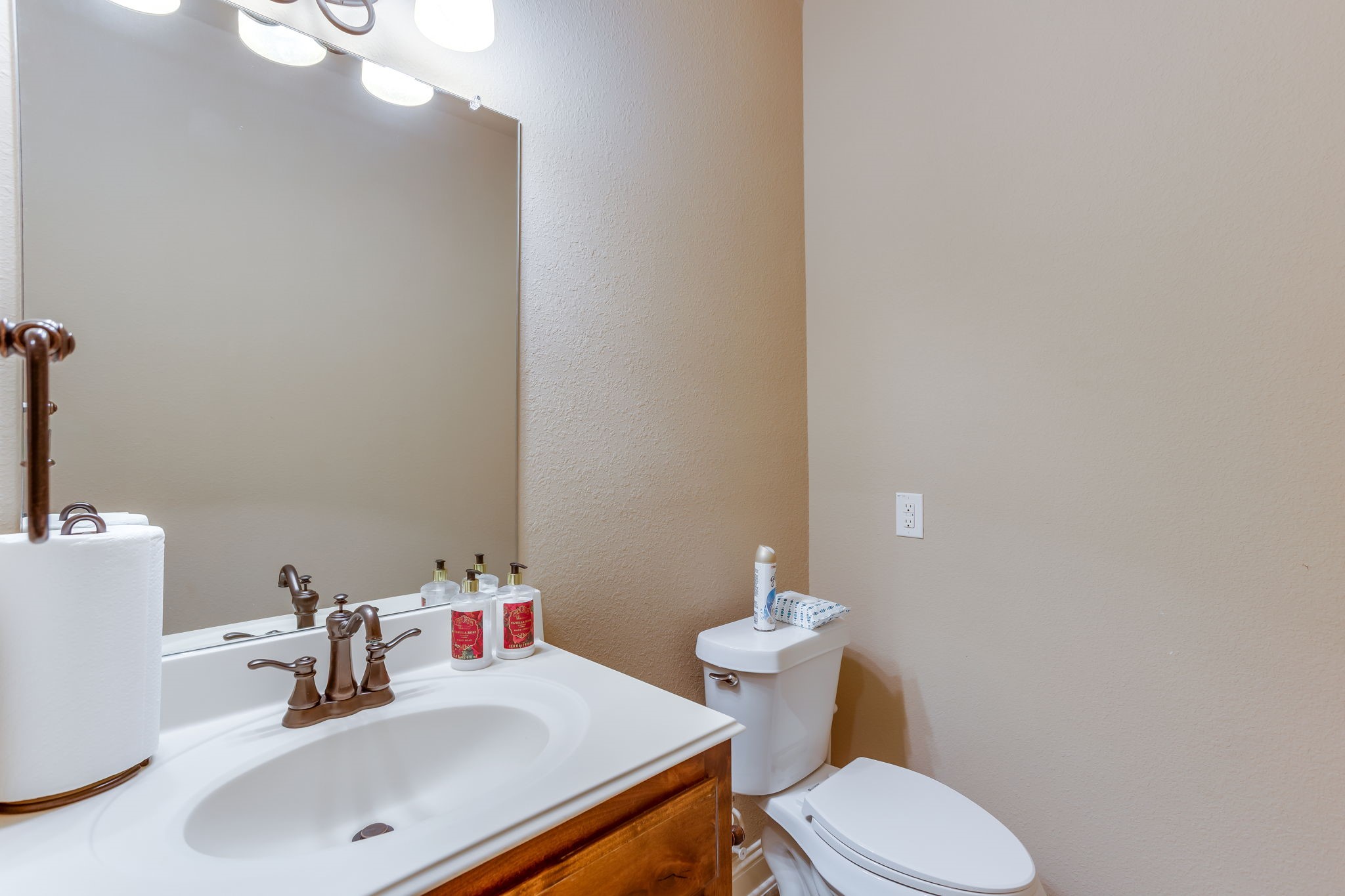 2017 Ironside Drive Lewisville TX 75056