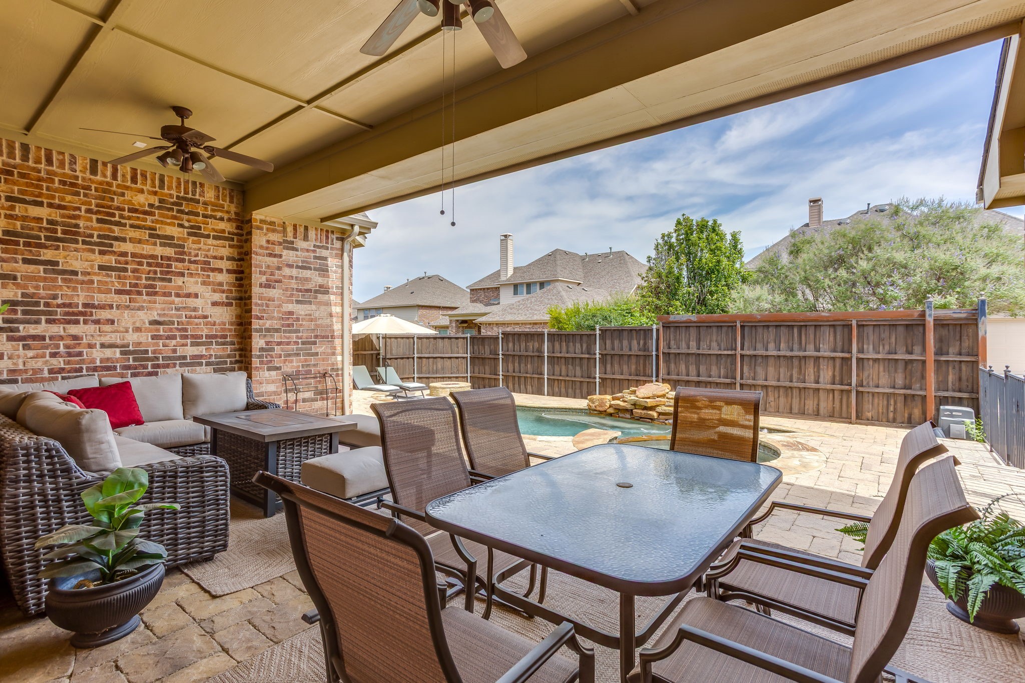 2017 Ironside Drive Lewisville TX 75056
