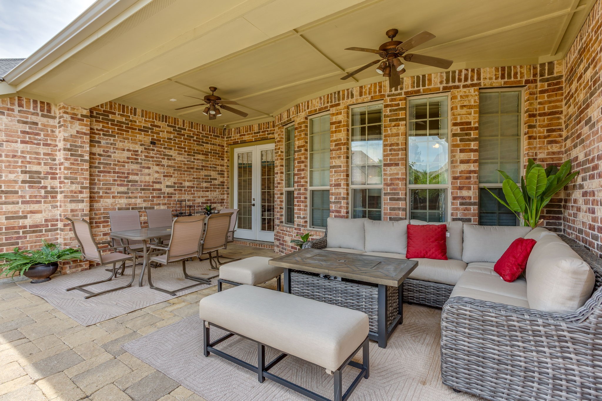 2017 Ironside Drive Lewisville TX 75056