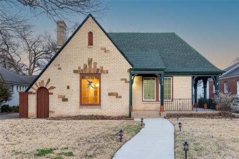 1010 N Edgefield Avenue Dallas TX 75208