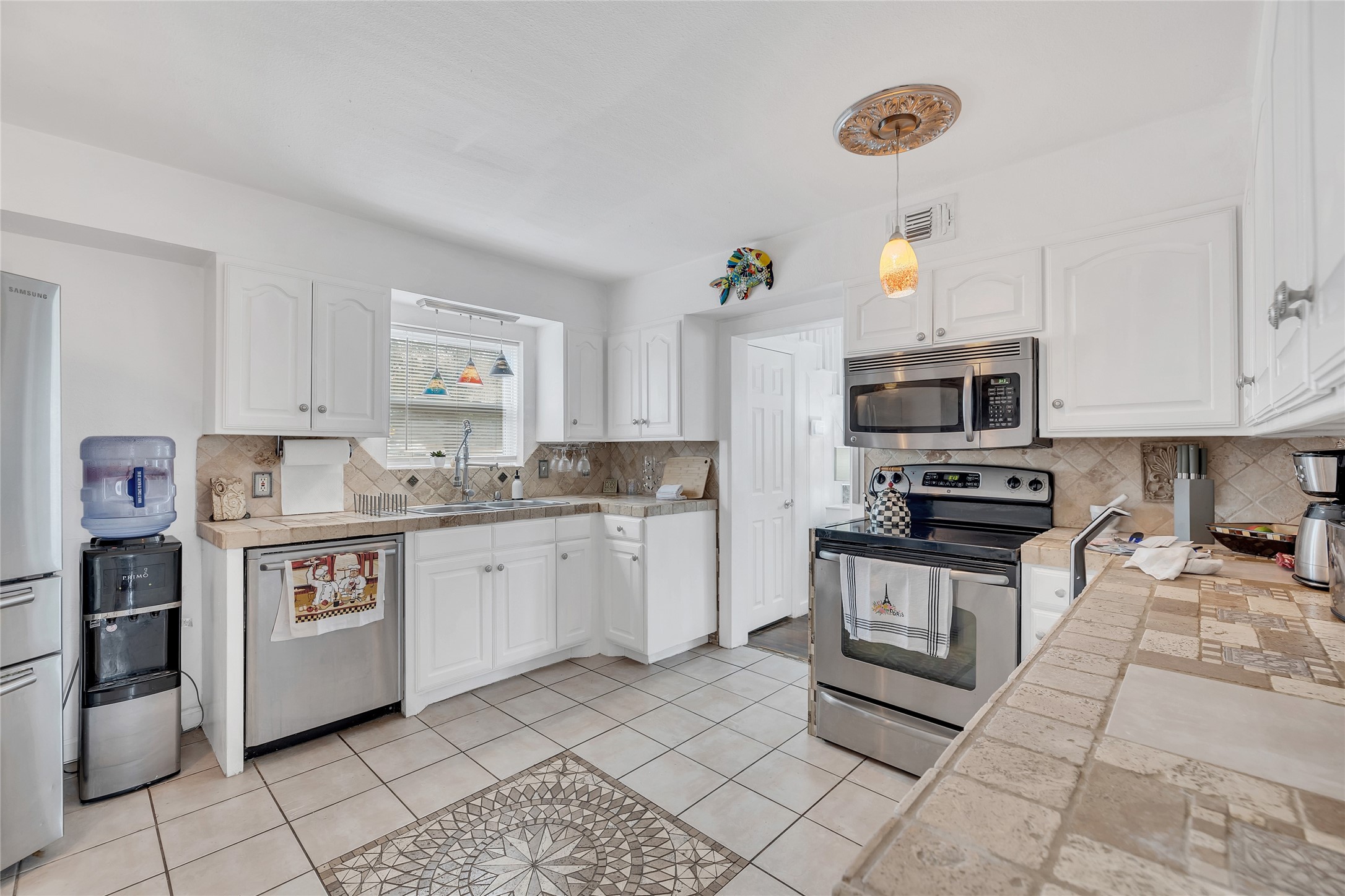3000 Yucca Avenue Fort Worth TX 76111